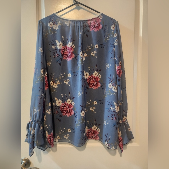 WHBM sheer blouse - Picture 3 of 6